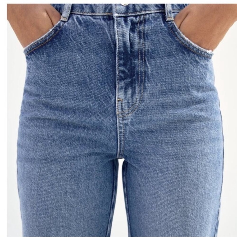 Zara High Rise Straight Jeans - Picture 3 of 10